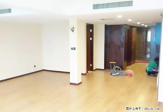 大悦城公寓 可作个人工作室 可作舞蹈培训 超大使用空间 - 房屋出租 - 房屋租售 - 北京分类信息 - 北京28生活网 bj.28life.com